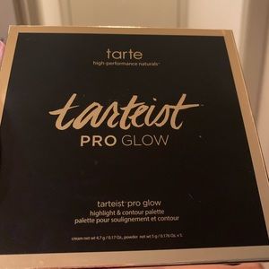 Received this but don’t really use makeup. New!